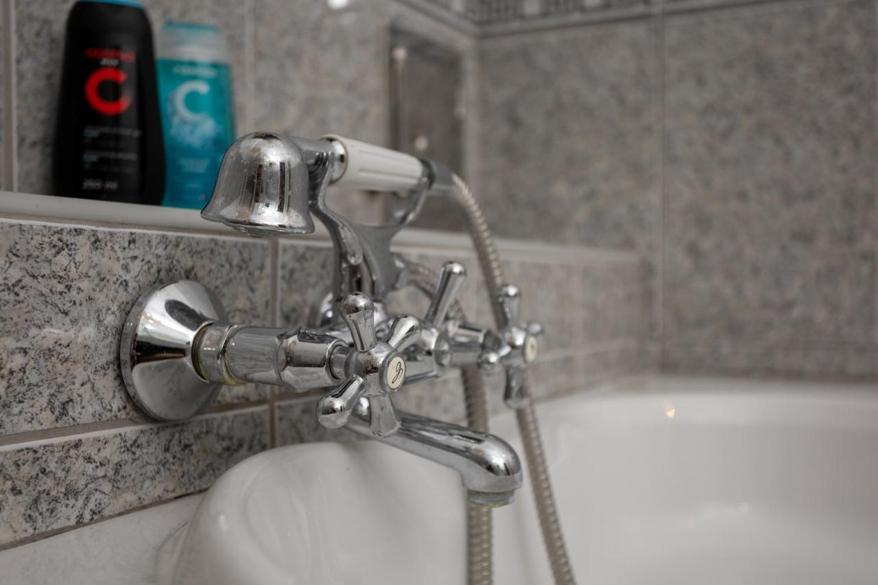 Emerald Suite With Free Parking Budapest Luaran gambar