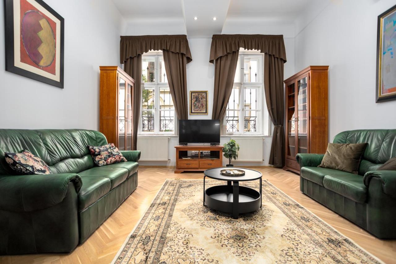 Emerald Suite With Free Parking Budapest Luaran gambar