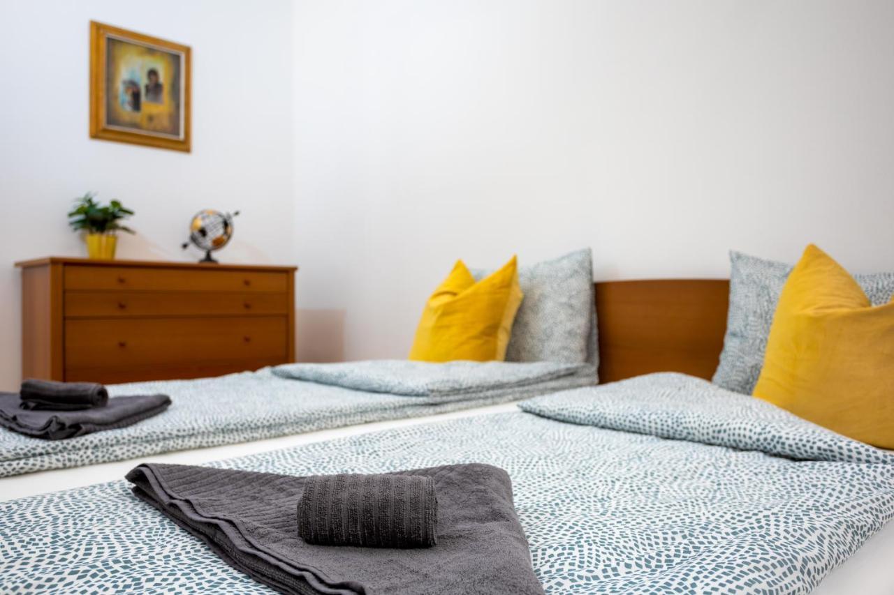 Emerald Suite With Free Parking Budapest Luaran gambar