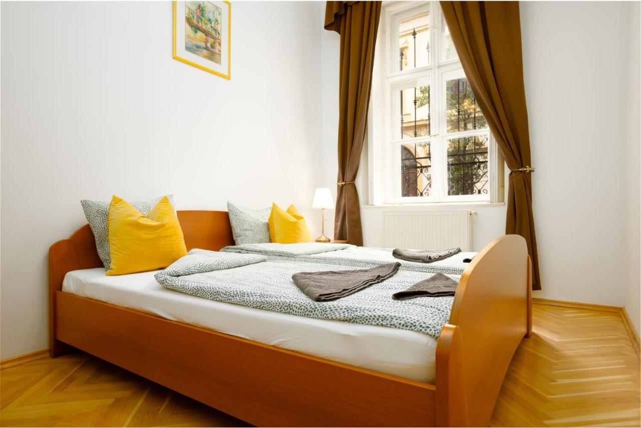 Emerald Suite With Free Parking Budapest Luaran gambar