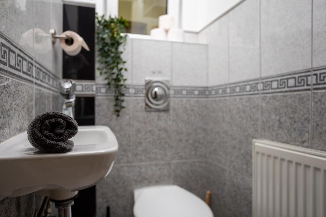 Emerald Suite With Free Parking Budapest Luaran gambar